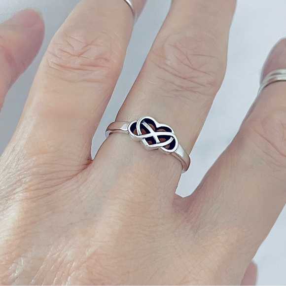 Sterling Silver Infinity Heart Ring, Eternity Love Rings, Celtic Knots Jewelry - Picture 3 of 13